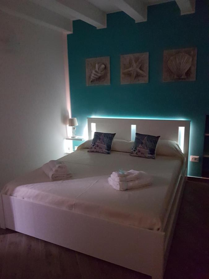 Duomo Rooms 체팔루 외부 사진